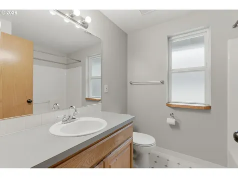 5902 NE 81st Avenue Vancouver WA 98662