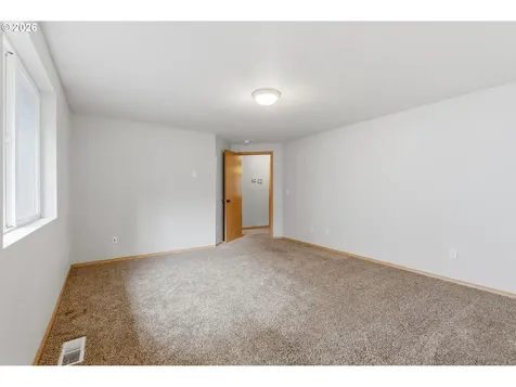 5902 NE 81st Avenue Vancouver WA 98662