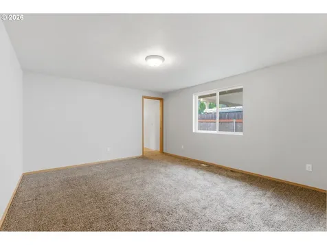 5902 NE 81st Avenue Vancouver WA 98662
