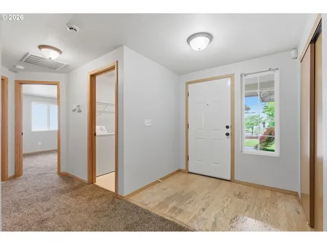 5902 NE 81st Avenue Vancouver WA 98662