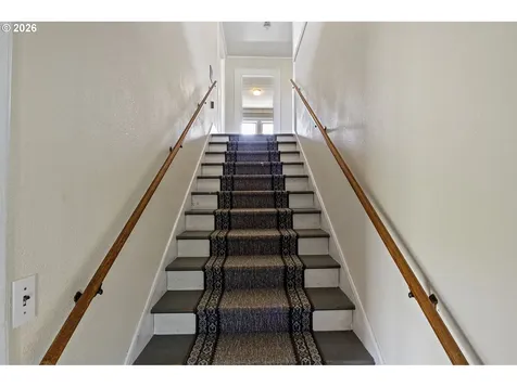 1458 Stearns Lane Oakland OR 97462
