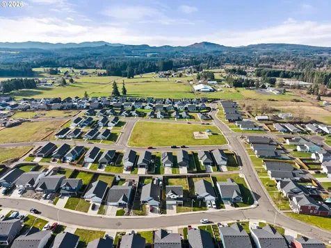 405 Cardinal Avenue Winlock WA 98596
