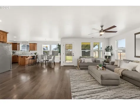 405 Cardinal Avenue Winlock WA 98596