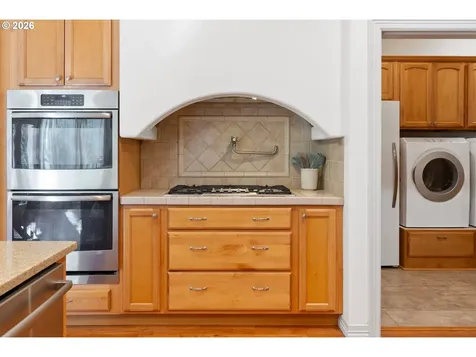 36208 NE Holling Avenue La Center WA 98629