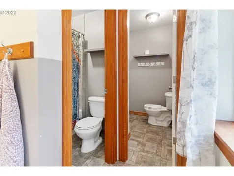 36208 NE Holling Avenue La Center WA 98629