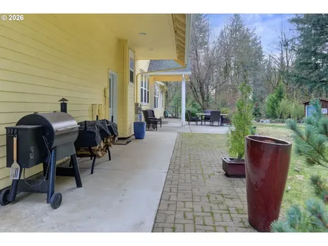 36208 NE Holling Avenue La Center WA 98629