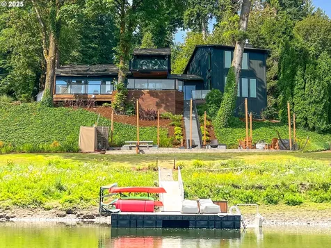 19150 Nixon Avenue West Linn OR 97068