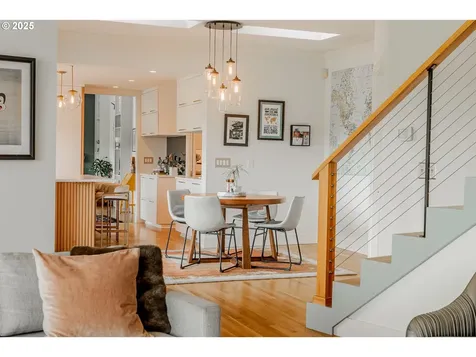 19150 Nixon Avenue West Linn OR 97068