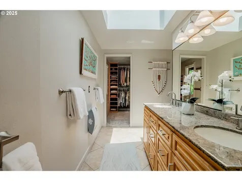 19150 Nixon Avenue West Linn OR 97068