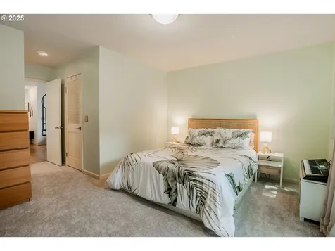 19150 Nixon Avenue West Linn OR 97068