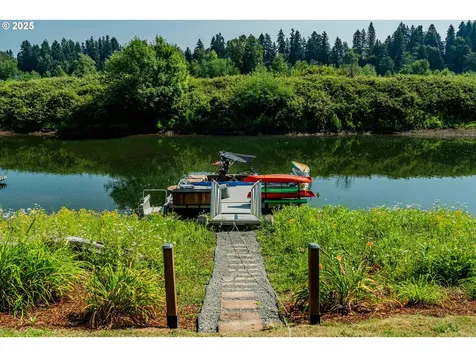 19150 Nixon Avenue West Linn OR 97068