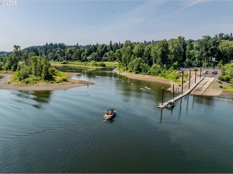 19150 Nixon Avenue West Linn OR 97068