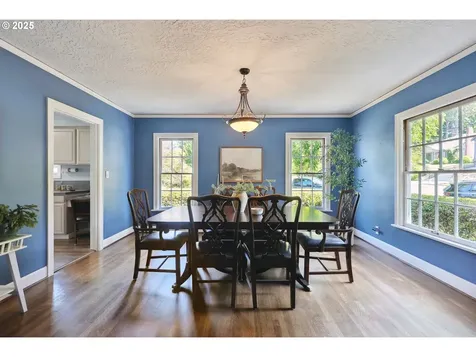 7001 SE 35th Avenue Portland OR 97202