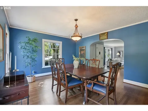 7001 SE 35th Avenue Portland OR 97202