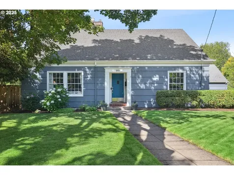7001 SE 35th Avenue Portland OR 97202