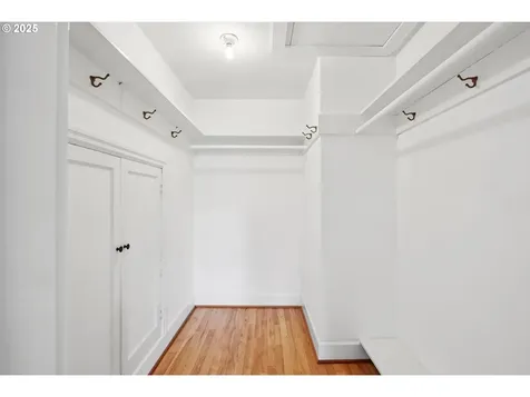 7001 SE 35th Avenue Portland OR 97202
