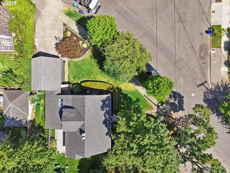 7001 SE 35th Avenue Portland OR 97202