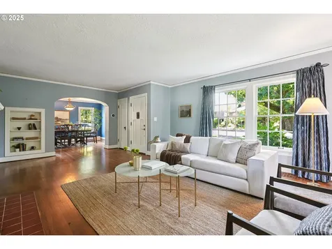 7001 SE 35th Avenue Portland OR 97202