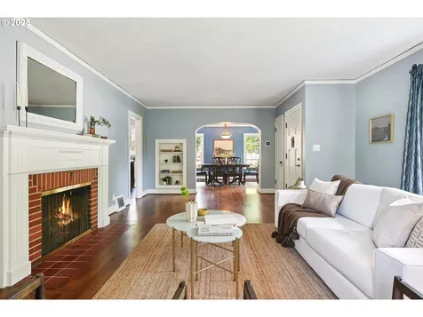 7001 SE 35th Avenue Portland OR 97202