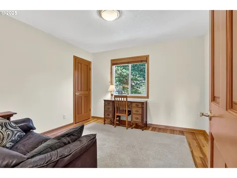 15017 NW Oakmont Loop Beaverton OR 97006