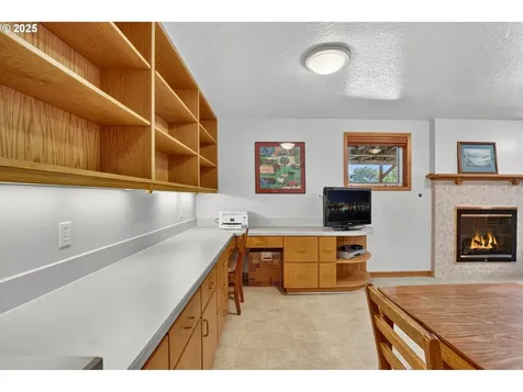 15017 NW Oakmont Loop Beaverton OR 97006