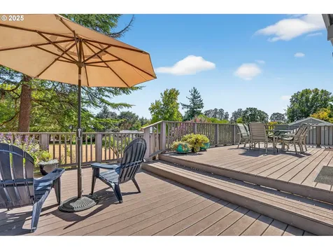 15017 NW Oakmont Loop Beaverton OR 97006