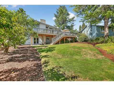 15017 NW Oakmont Loop Beaverton OR 97006