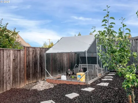3034 SW 2nd Street Mcminnville OR 97128