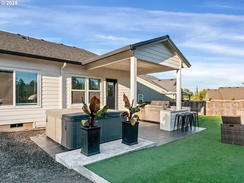 3034 SW 2nd Street Mcminnville OR 97128