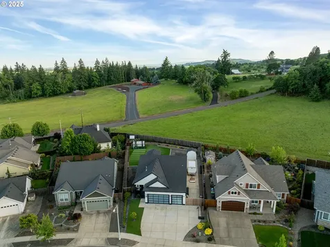 3034 SW 2nd Street Mcminnville OR 97128