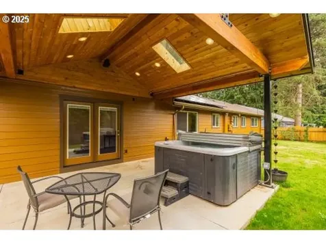 9608 NE 114th Avenue Vancouver WA 98662