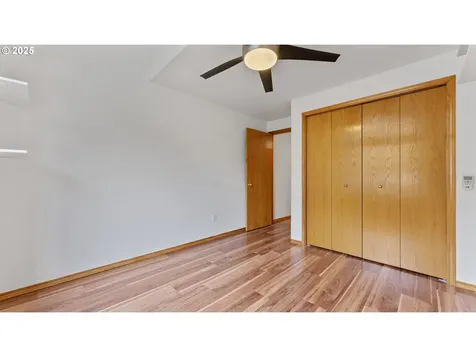 139 Redrock Way Eugene OR 97404