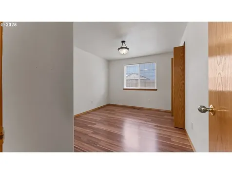 139 Redrock Way Eugene OR 97404