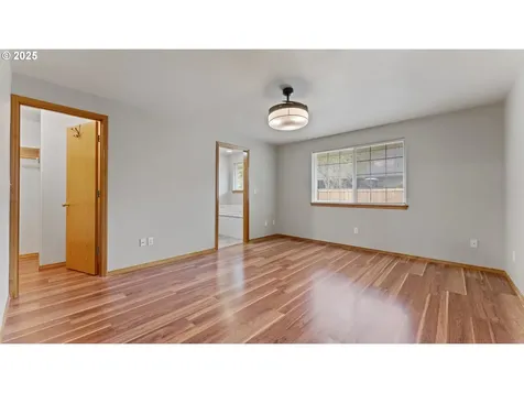 139 Redrock Way Eugene OR 97404