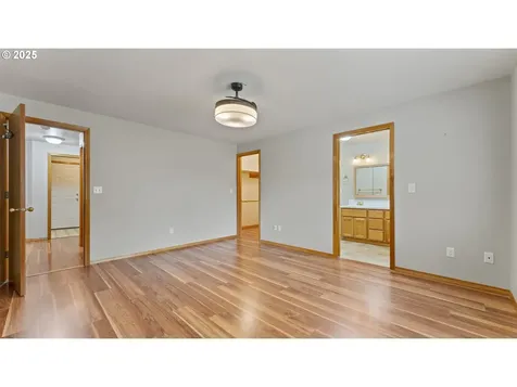 139 Redrock Way Eugene OR 97404