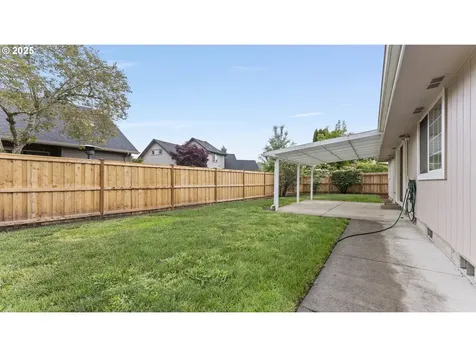 139 Redrock Way Eugene OR 97404