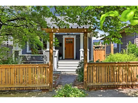 4803 SE Franklin Street Portland OR 97206
