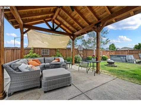 203 Copper Way Creswell OR 97426