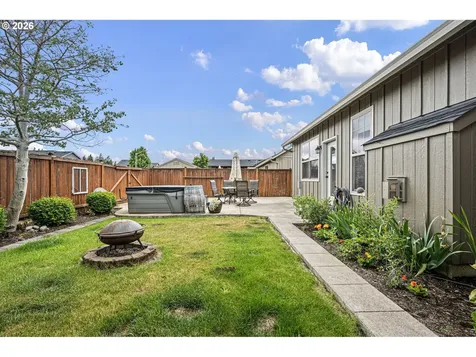 203 Copper Way Creswell OR 97426