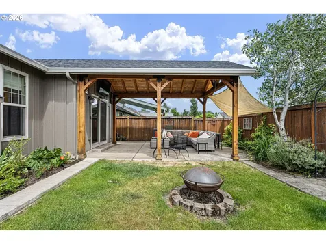203 Copper Way Creswell OR 97426