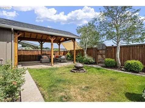 203 Copper Way Creswell OR 97426