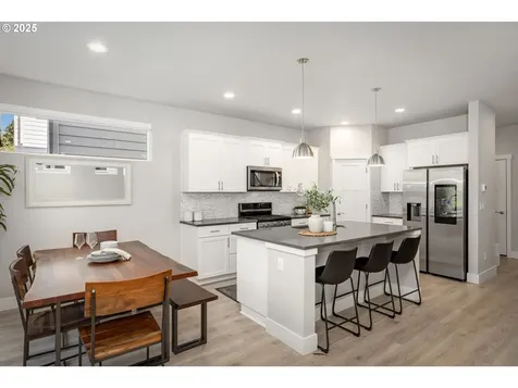 2763 SW Maycrest Terrace Beaverton OR 97003
