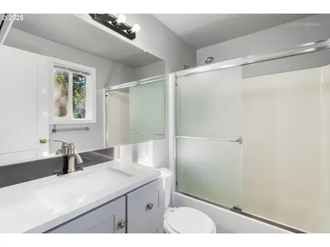 15606 SW Farmer Way Sherwood OR 97140