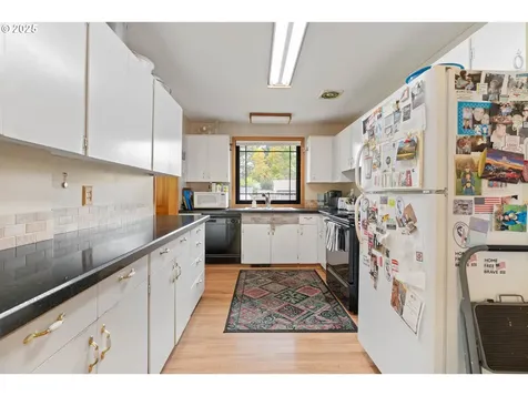 1315 SE 114th Avenue Portland OR 97216