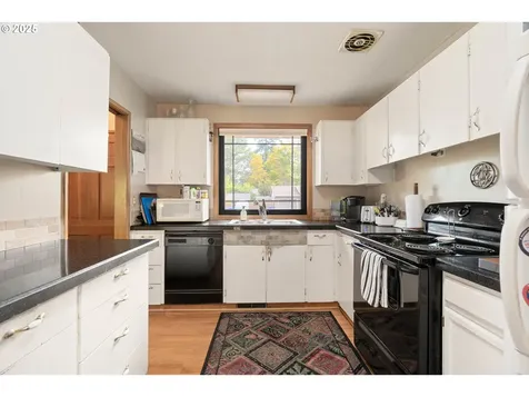 1315 SE 114th Avenue Portland OR 97216
