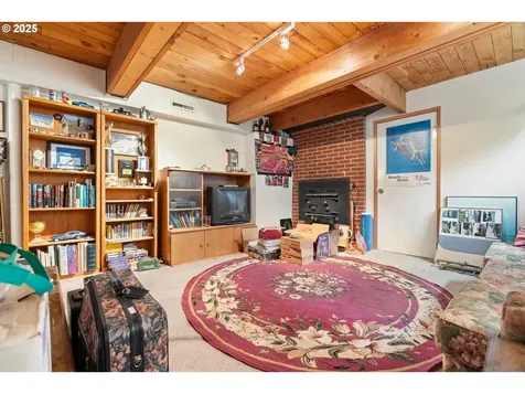 1315 SE 114th Avenue Portland OR 97216