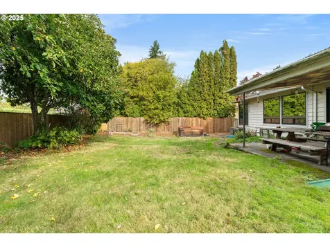1315 SE 114th Avenue Portland OR 97216
