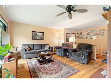 1315 SE 114th Avenue Portland OR 97216