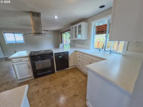 3880 SW 194th Place Beaverton OR 97078