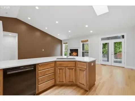 909 N 9th Way Ridgefield WA 98642
